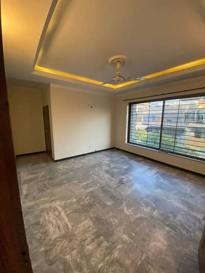 Upper Portion For Rent