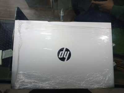 HP 430 G8