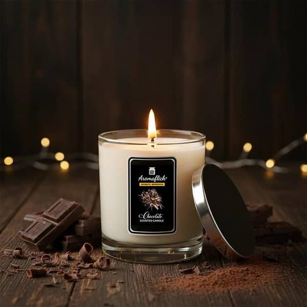 Chocolate Scented Candle in Glass Jar – Rich & Cozy Fragrance