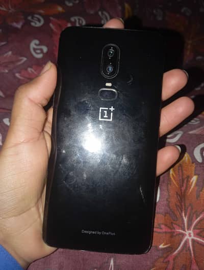 Oneplus 6 Best shine phone.