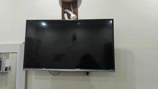 TCL LED tv excellent condition