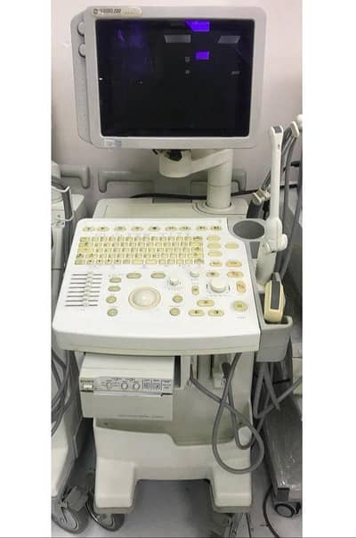 Ultrasound machine G. E Logic 200 alfa with two probes and printer