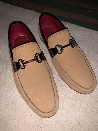 Mustard colour shoes