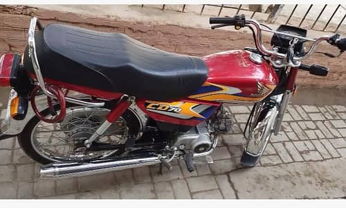 Honda CD 70 2025 model ha 8 mehna le the 5 months us hui ha bs