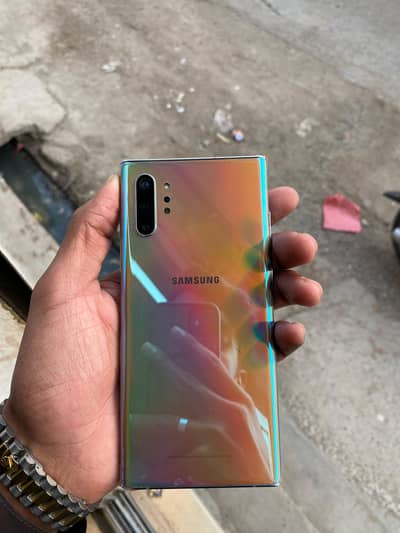 EXCHANGE POSSUBLE WITH IPHONE/ONE PLUS 