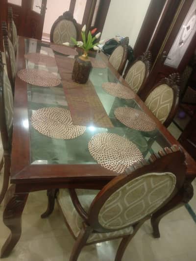 Dining Table set for sale (8 seater)