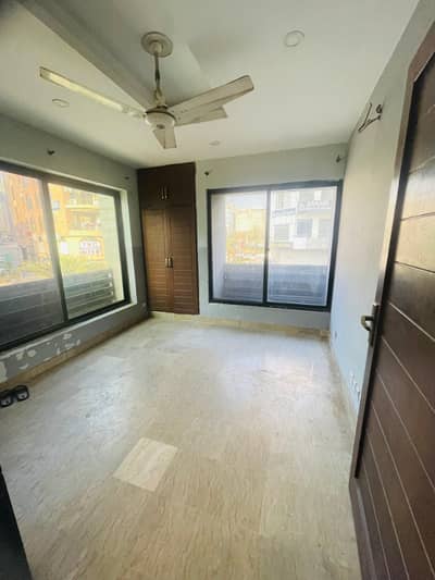 1bed non furnished apartment available for rent in bahria town phase 4 Civic centre