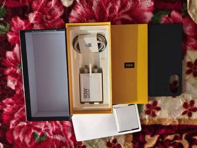 Poco x7 pro ram  8+8  256  only 4 day used  sim 4  month working