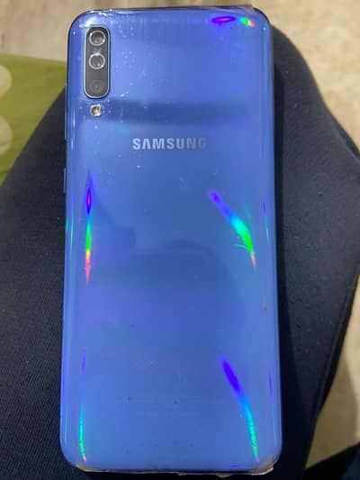 Samsung A70  6/128gb