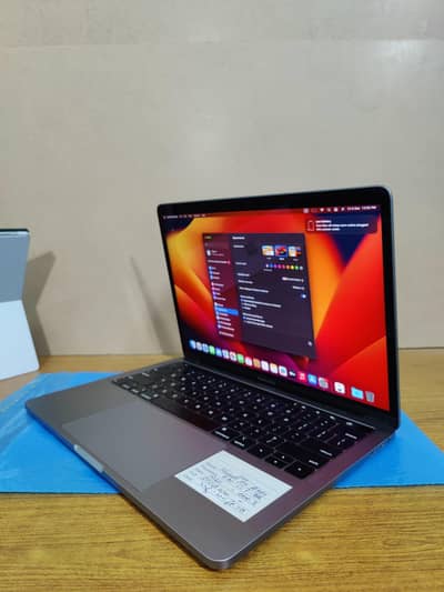 MacBook Pro 2018 Touch Bar i7 16_256