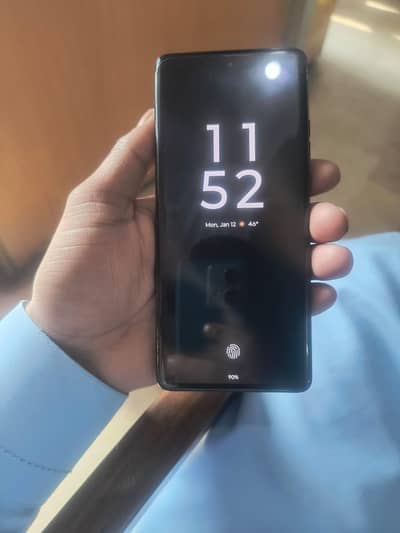 Motorola Edge (2024)