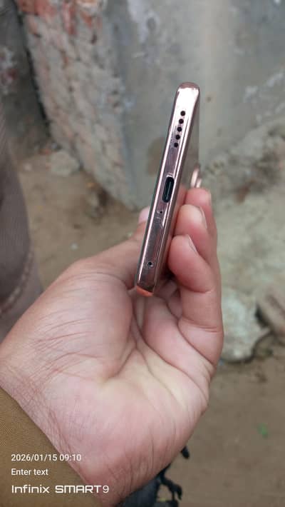 vivo v40e used 10 by 9.5 8+8 256