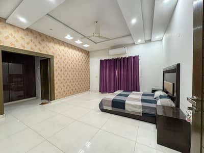 10-MARAL PORTION AVALIABLLE FOR RENT PRIME LOCATION IN BAHRIA TOWN LAHORE.