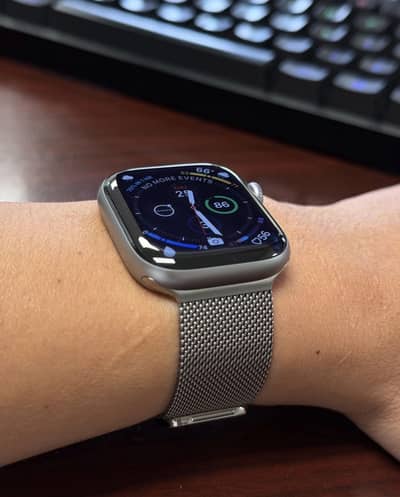 Apple Watch Series 11 (GPS) - 46mm