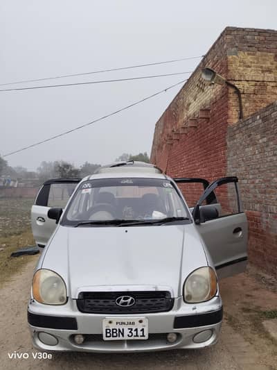 Handyai Sentro 2004 Model