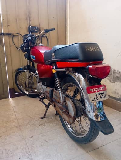 Road prince 70cc For Sale / 03114490856