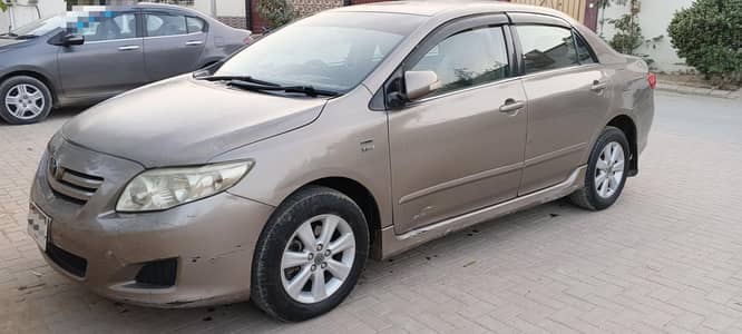 Toyota Corolla altis cruisetronic  1.8