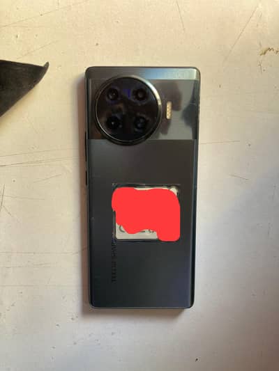 Tecno spark 20 pro plus