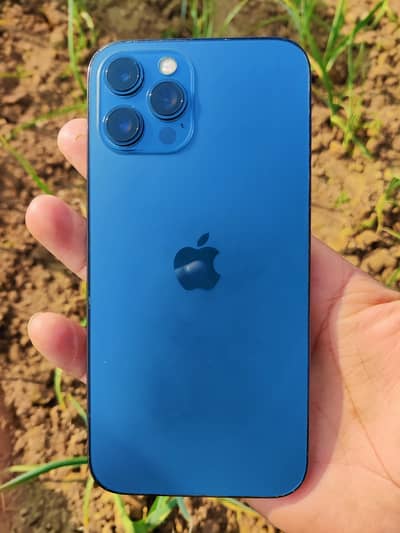 iphone 12 pro max / non PTA / battery health 77%