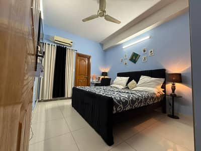 Per day one bedroom available in e-11 Islamabad