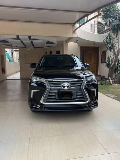 TOYOTA FORTUNER SIGMA 2.8  2019