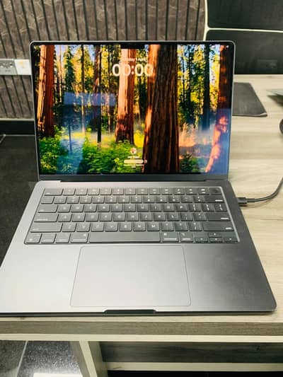 Slighty Used Mac Book Pro Only Serious Buyer Contanct