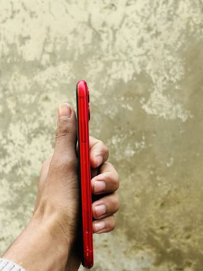 IPHONE 11 PTA APPROVED  Urgent sale