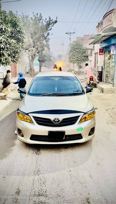 Toyota Gli 1.6 Automatic almost geniun car