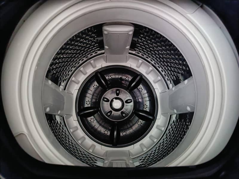 Dawlance fully automatic washing machine 3