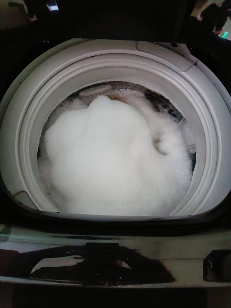 Dawlance fully automatic washing machine 10