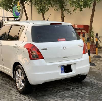Suzuki Swift DLX 1.3 navigation