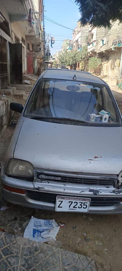 i want to sale my coure car 1993 model silver colour