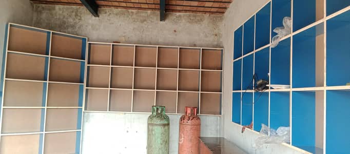 3 almari new hay 4*8 ki 1 contar hay 8*3 ka