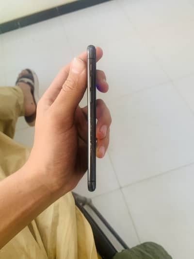 IPhone X 64GB 2month sim working