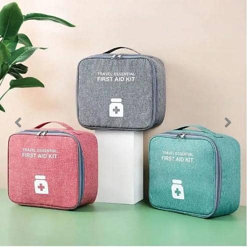 Portable Outdoor Travel Medical Multi-Pocket Medicine First Aid Kit Storage Bag - Medium
