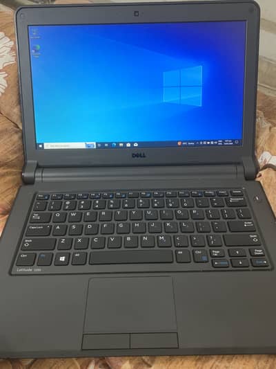 Laptop core i3 Generation 5th : |4GBRam| 500GBHHD|