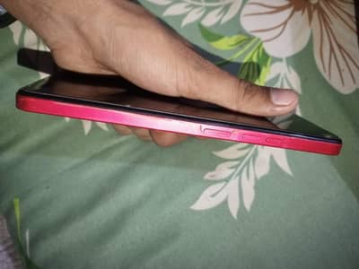 8/256 hai Complete saman k sath