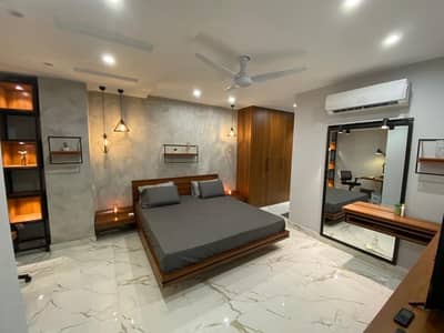 ONE BED BEAUTIFUL APARTMENT FOR SALE AT HOT LOCATION OF BAHRIA TOWN