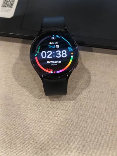 Samsung Glaxy Watch 4 44mm 10/9
