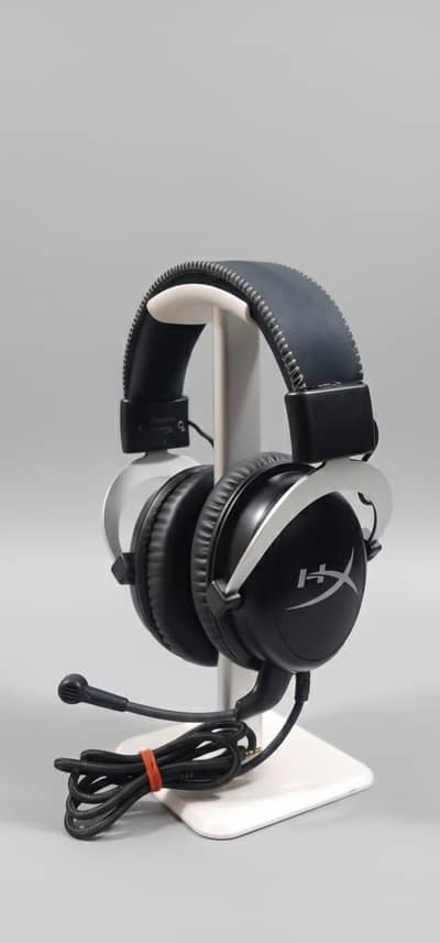 HyperX Cloud 2 Wired Headphone with Soundcard & Bag Gift