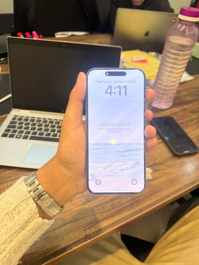 iPhone 16 pro max Factory unlock Canadian model