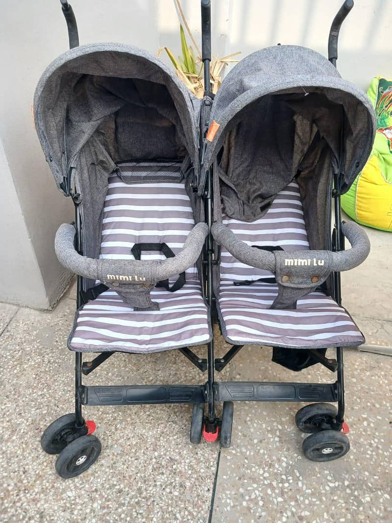 two stroller 0