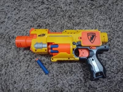 ELECTRIC POWERED NERF GUN