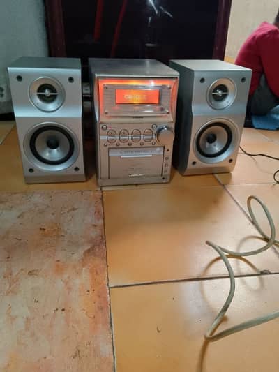 a tape system victor jvc USB and Bluetooth