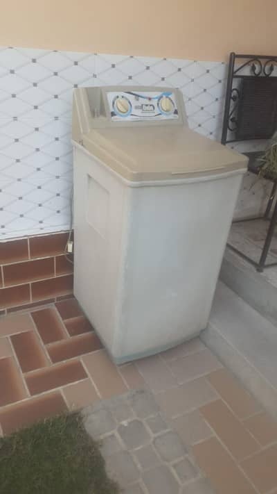 Well kept washing machine