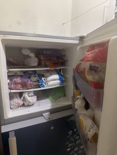 Haier refrigerator 14.1 cu ft