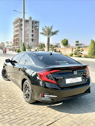 Honda civic 2018 Red Meter Urgent Sale