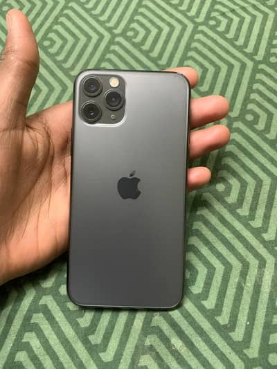 Iphone 11pro pta approved 64Gb 70Health