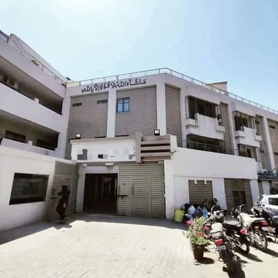 Apartment For Sale At Kashmir Road Near Pso Petrol Pump