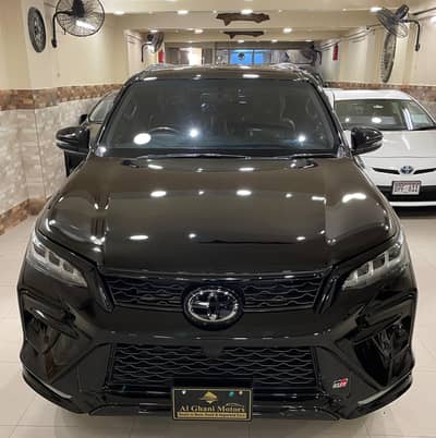 TOYOTA FORTUNER 2.8 GR SPORTS BLACK INTERIOR WITH GR-S RED STITCHING